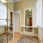 Apartament & - Old Town