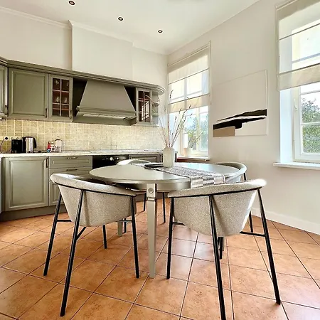 & - Old Town * Вильнюс