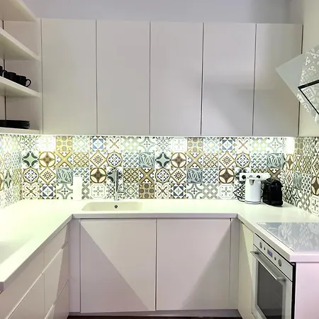 & - Old Town Апартаменты Вильнюс