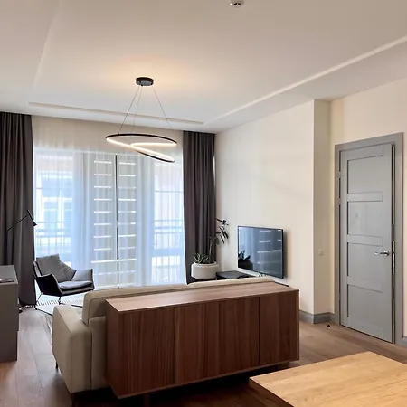& - Old Town Apartment *
