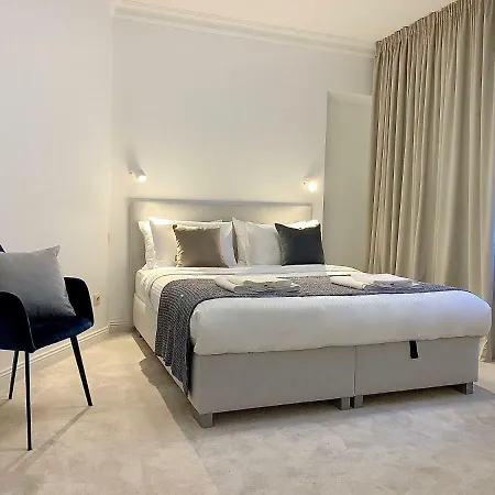 & - Old Town Apartment
