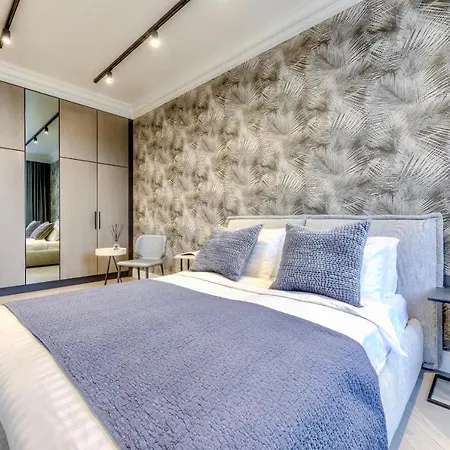 & - Old Town Apartment