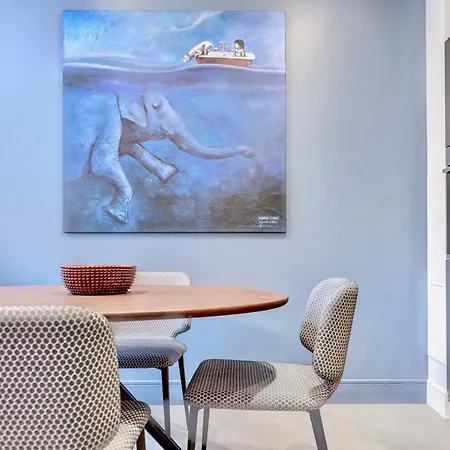 & - Old Town Апартаменти