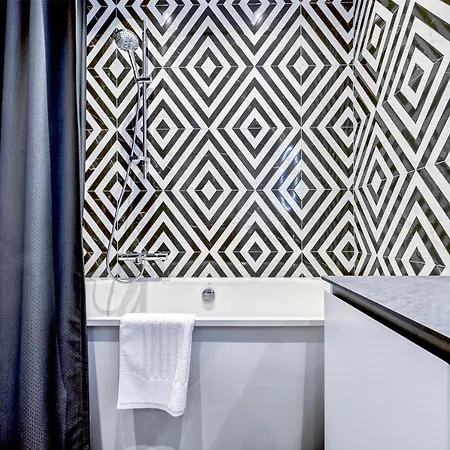 & - Old Town Apartment