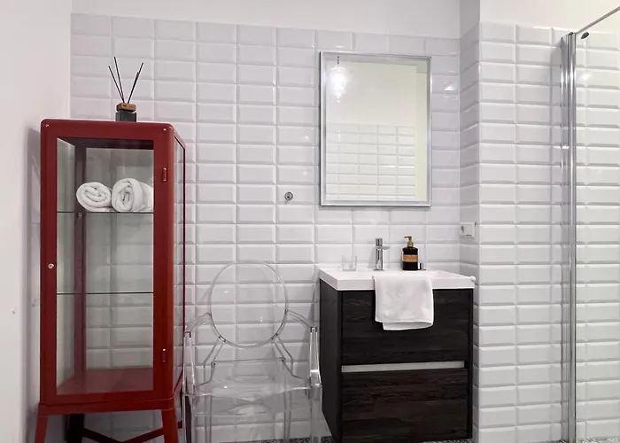 & - Old Town Апартаменты *